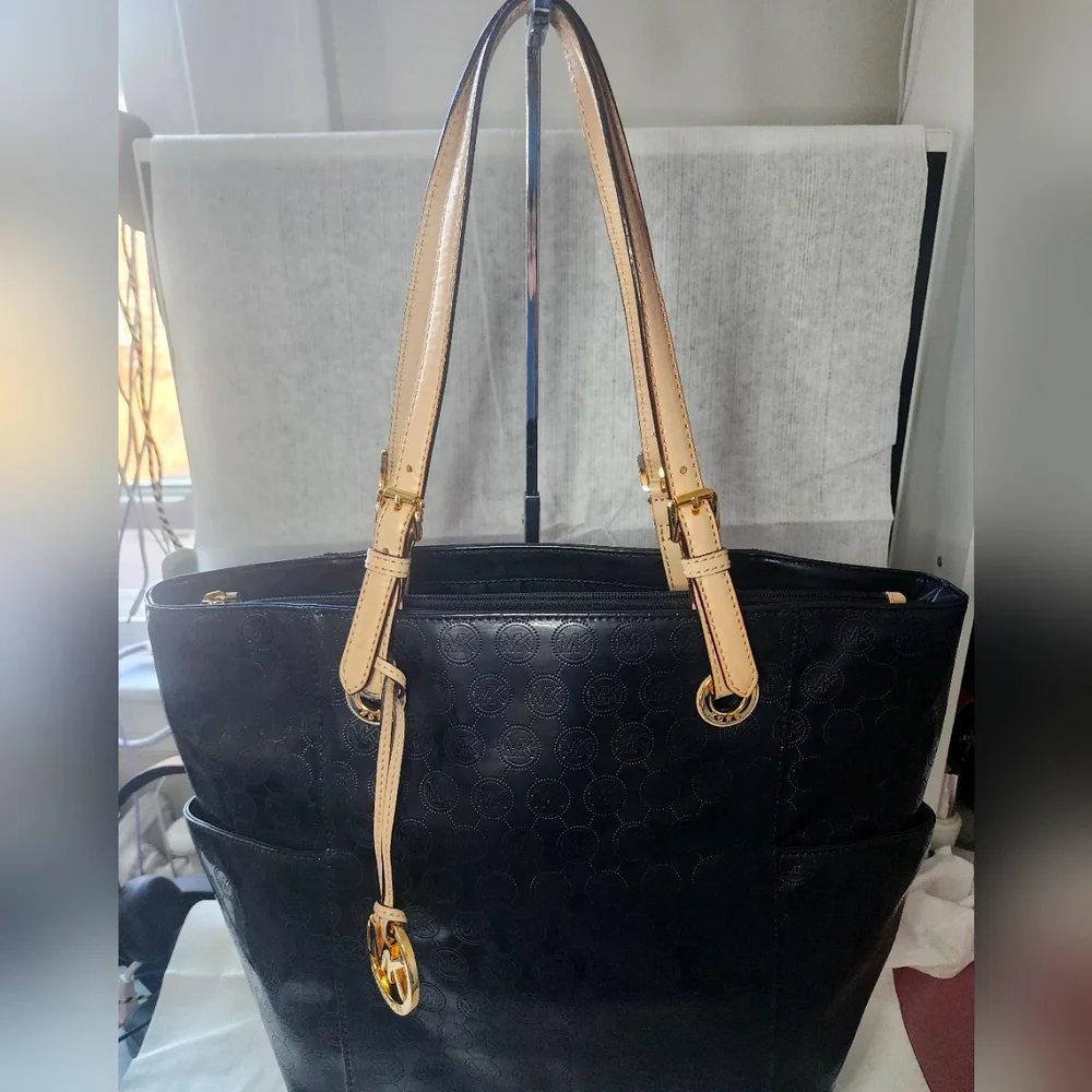 Michael kors Tote - Picture 1 of 11